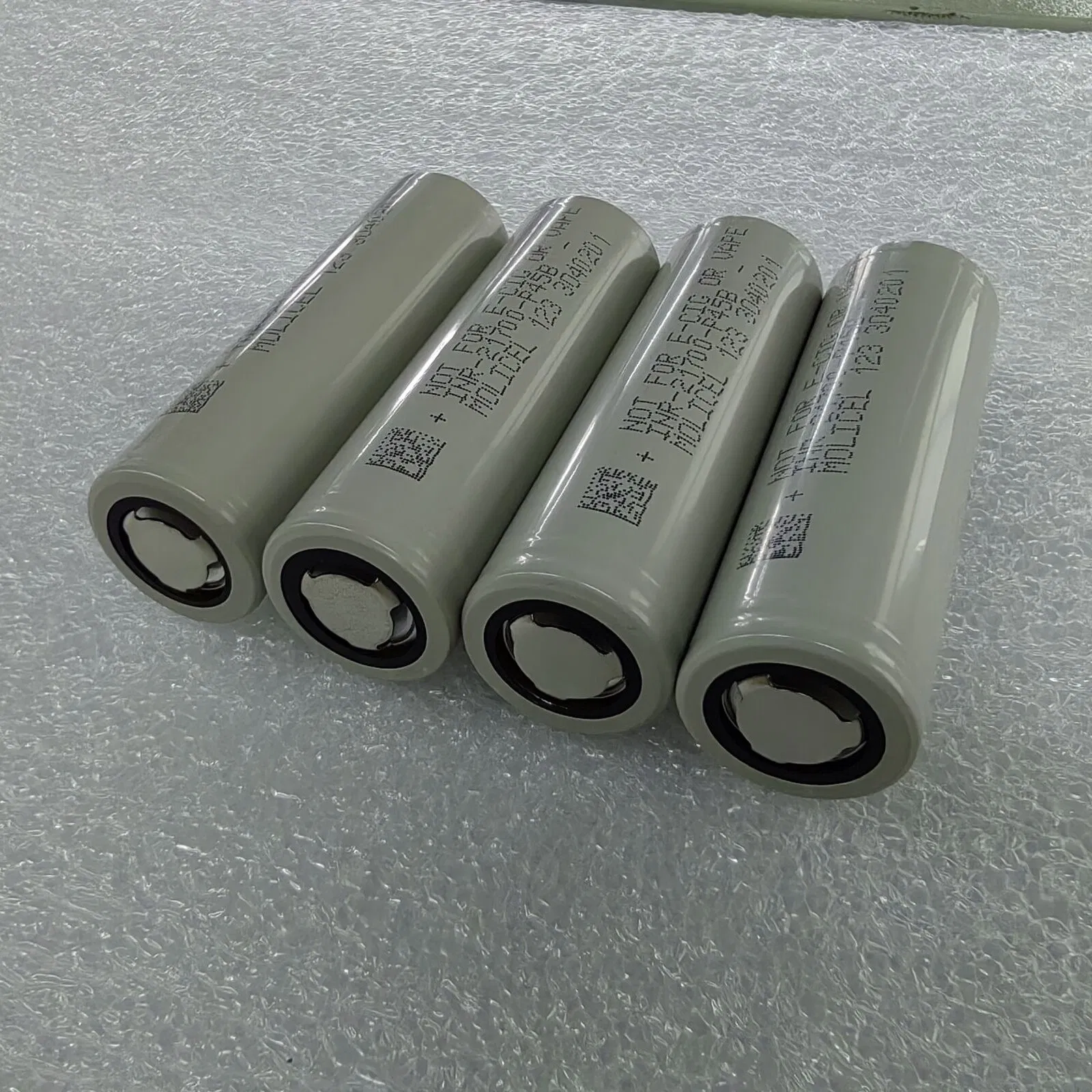 3.7V 21700-P50b/P45b High-Rate 45A Discharge Low-Temperature Resistant Power Lithium Battery