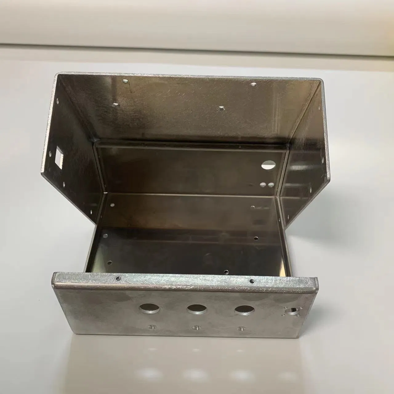 Customizable Fully Welded Battery Enclosure Control Box From China
