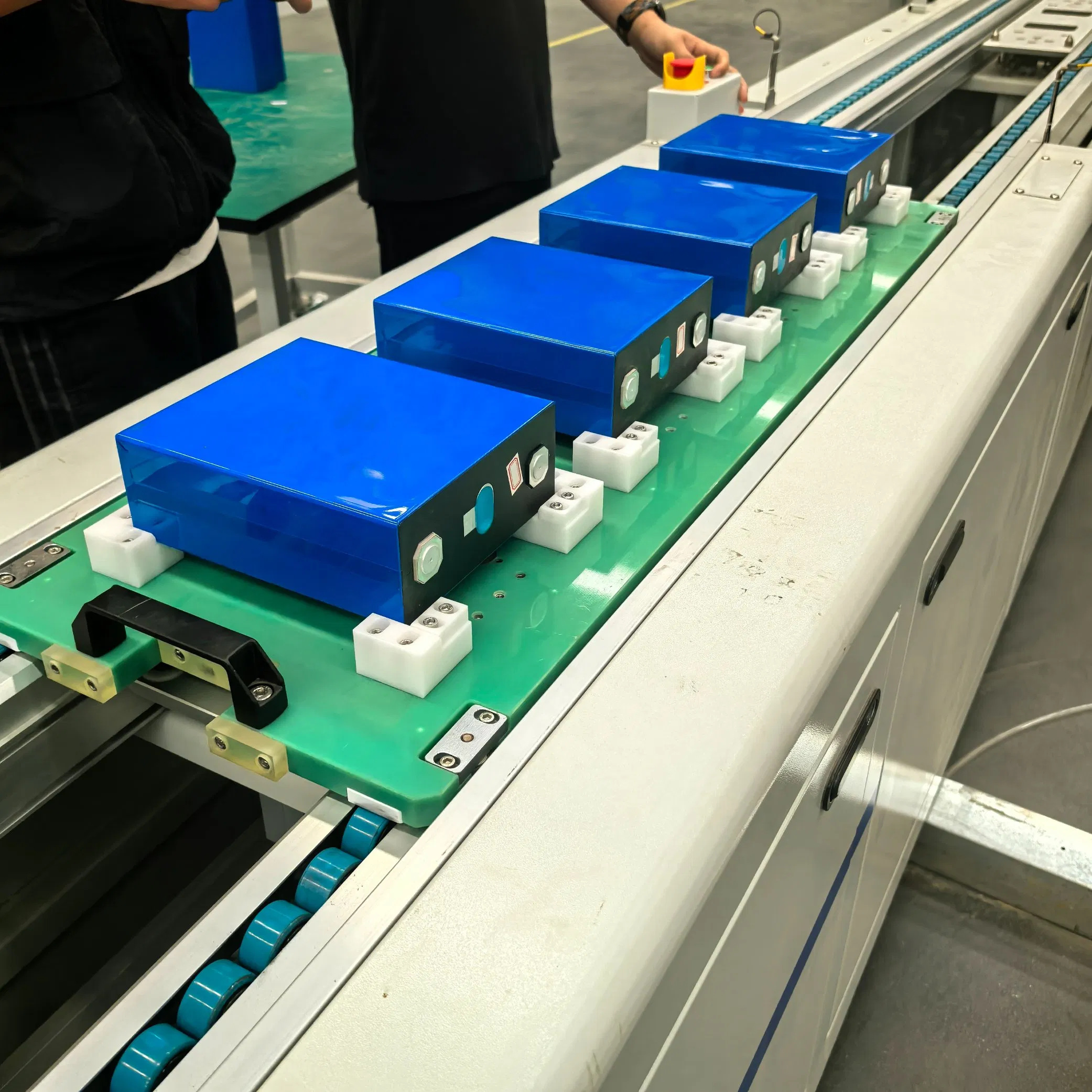 Advanced Custom Battery Pack Assembly Using Laser Welding