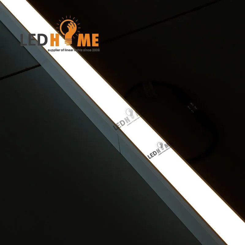 إضاءة أرضية مائية مقاومة للطقس IP68 مضاءة مخفية بتقنية LED للإضاءة الخطية تحت الأرض