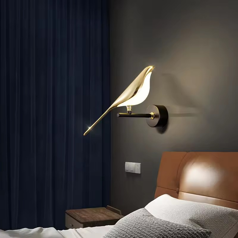 مصباح حائط حديث نورديك بتصميم طائر الغطاس مع ظل معدني لغرفة المعيشة وغرفة النوم ومصباح حائط بجانب السرير مزود بالطاقة الكهربائية