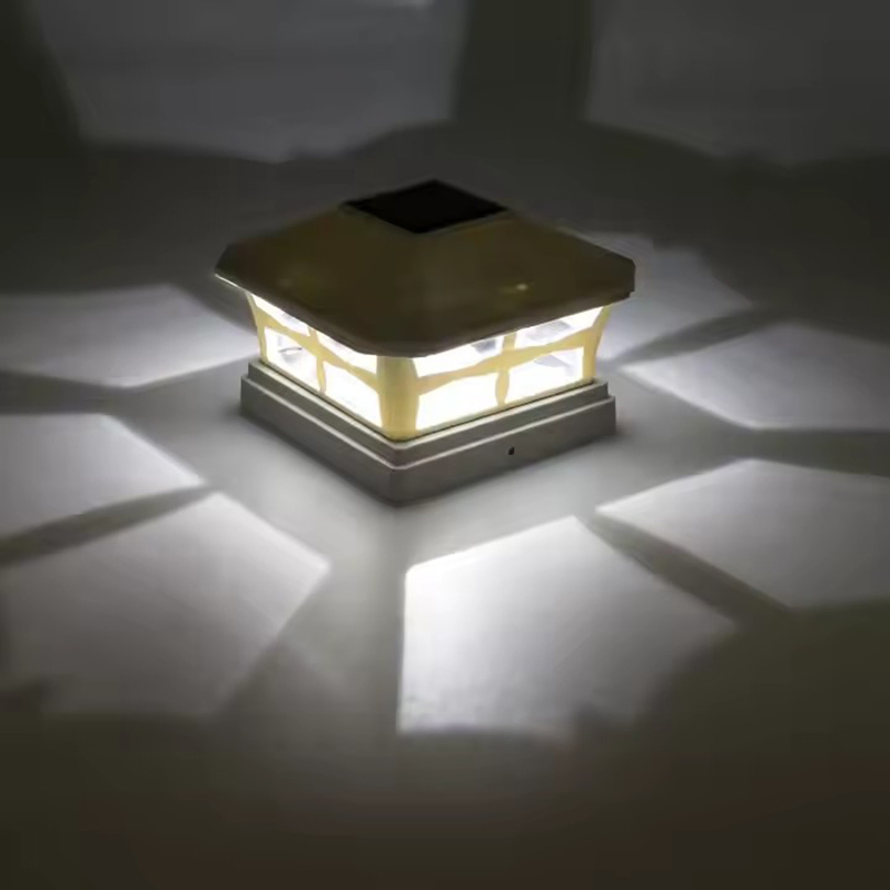 أضواء كاب شمسية للأعمدة 2 أوضاع الإضاءة مصباح كاب عمود سياج LED يعمل بالطاقة الشمسية