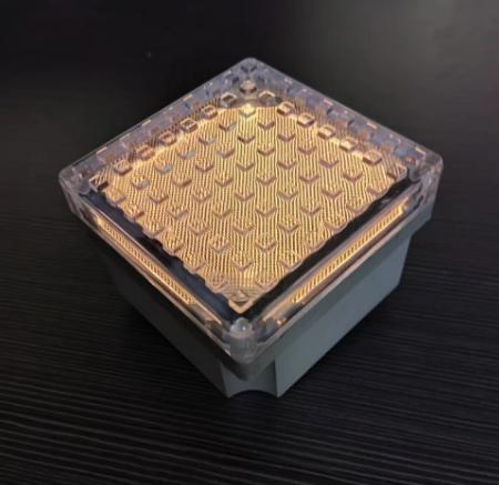 ضوء أرضي مربع الشكل مقاوم للماء يعمل بتقنية LED للحدائق والمناظر الطبيعية تحت الأرض إضاءة شمسية للسطح