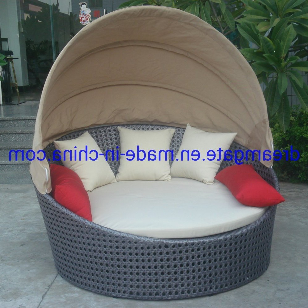 Wholesale Outdoor Garden Pool Furniture Sofa Bed Rattan Sun Lounger Daybed Leisure Beach Swimming Pool Sunbed Lounge Day Bed Aluminum Folding Round Sun Bed