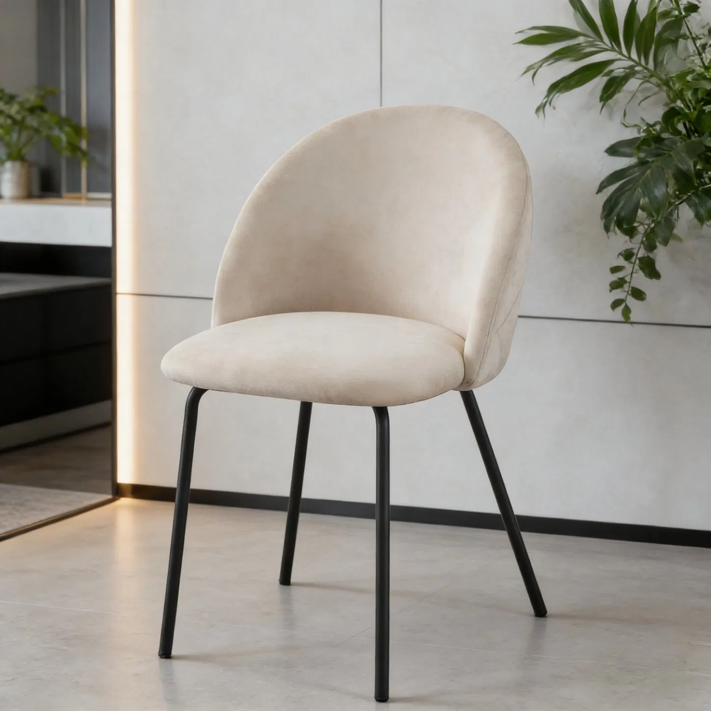 High Quality Velvet Upholstered Dining Chair with Black Legs for Living Room and Kitchen Furniture