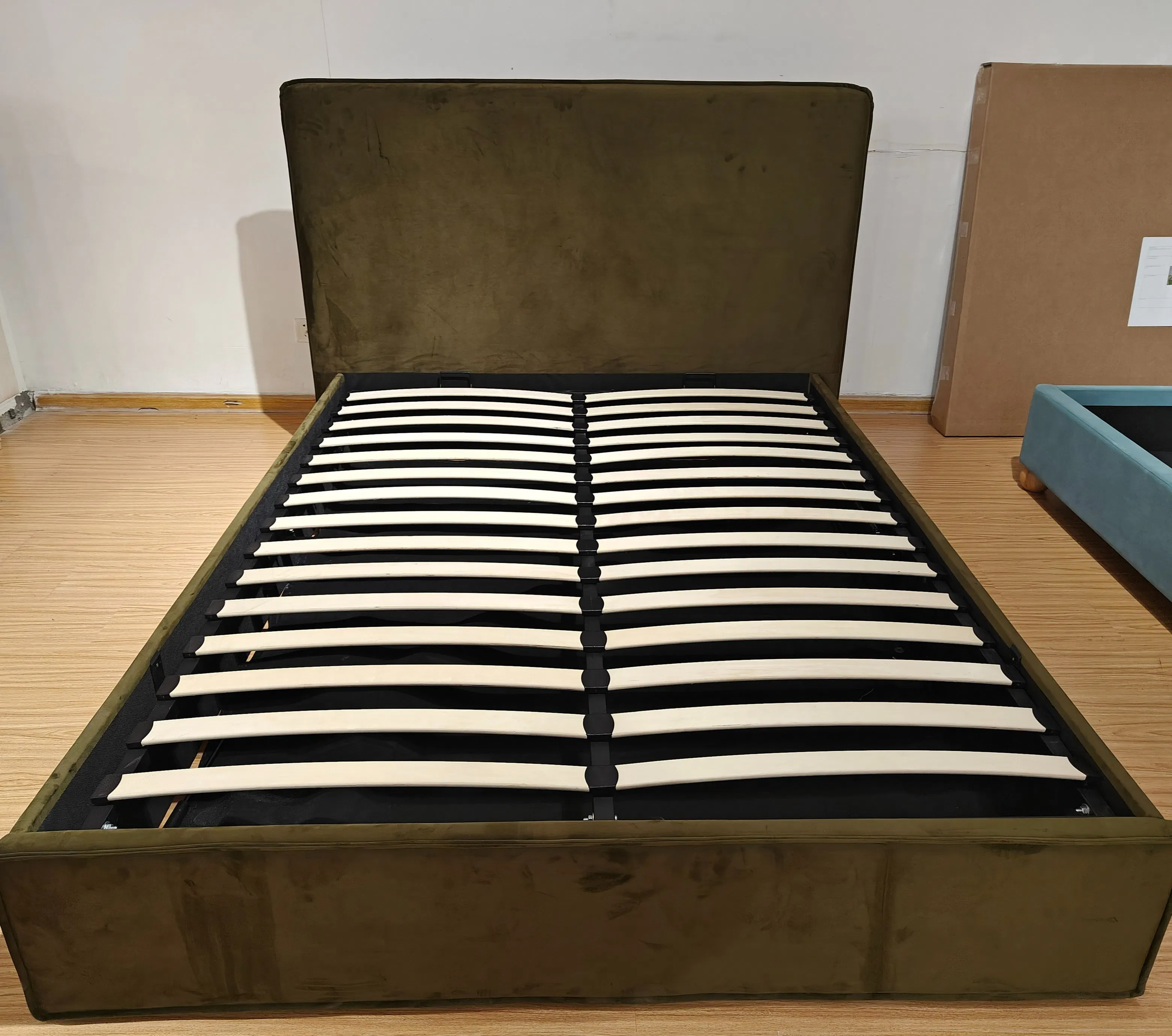 Customized Super King Queen Bedroom Furniture Frame Storage Ottoman Bedplatform Metal Bed Frame with Storage for Poland Hotel Home Apartment K/D Bed Frame