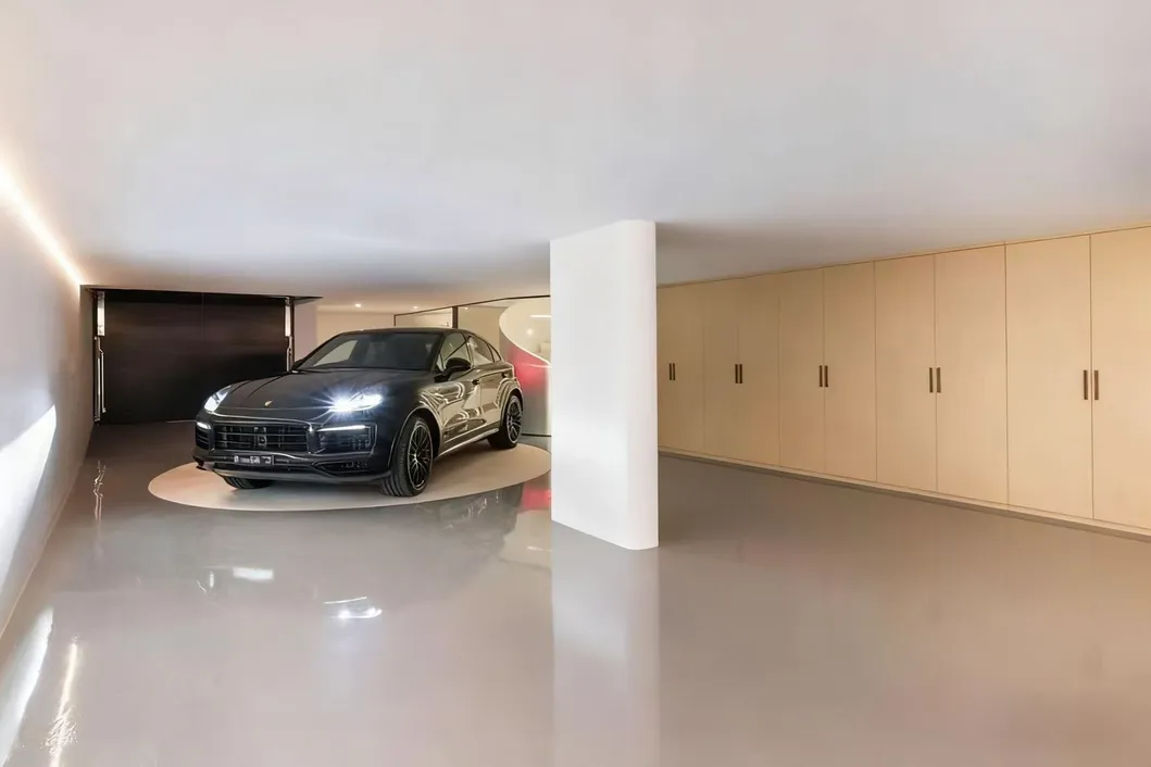 Kitchen Cabinet Detail 6