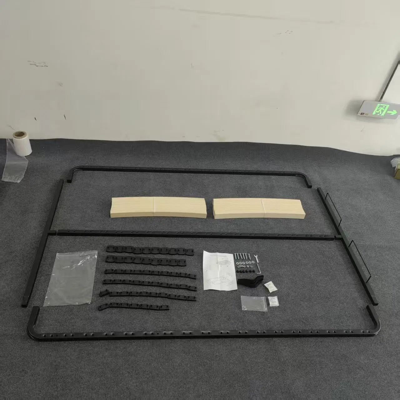 Knock-Down King Size Metal Bed Frame Easy Assembly Single /Double/Queen/Ottoman Bed Frame Strong Gas Lifting Bed Platframe with Storage Space