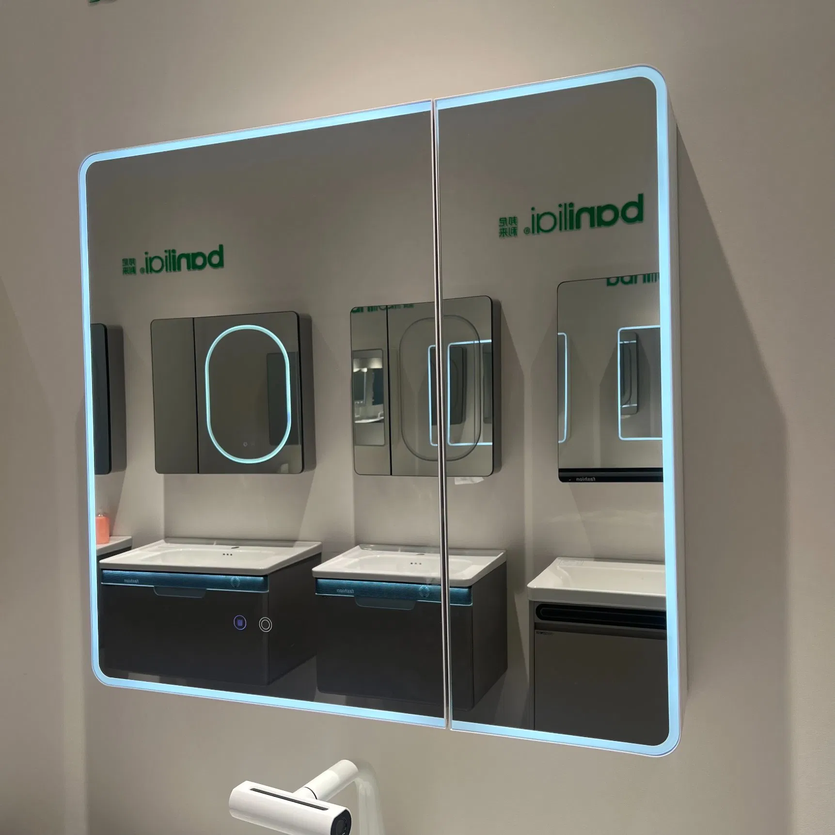 80cm White Double Drawer Striped Bathroom Cabinet