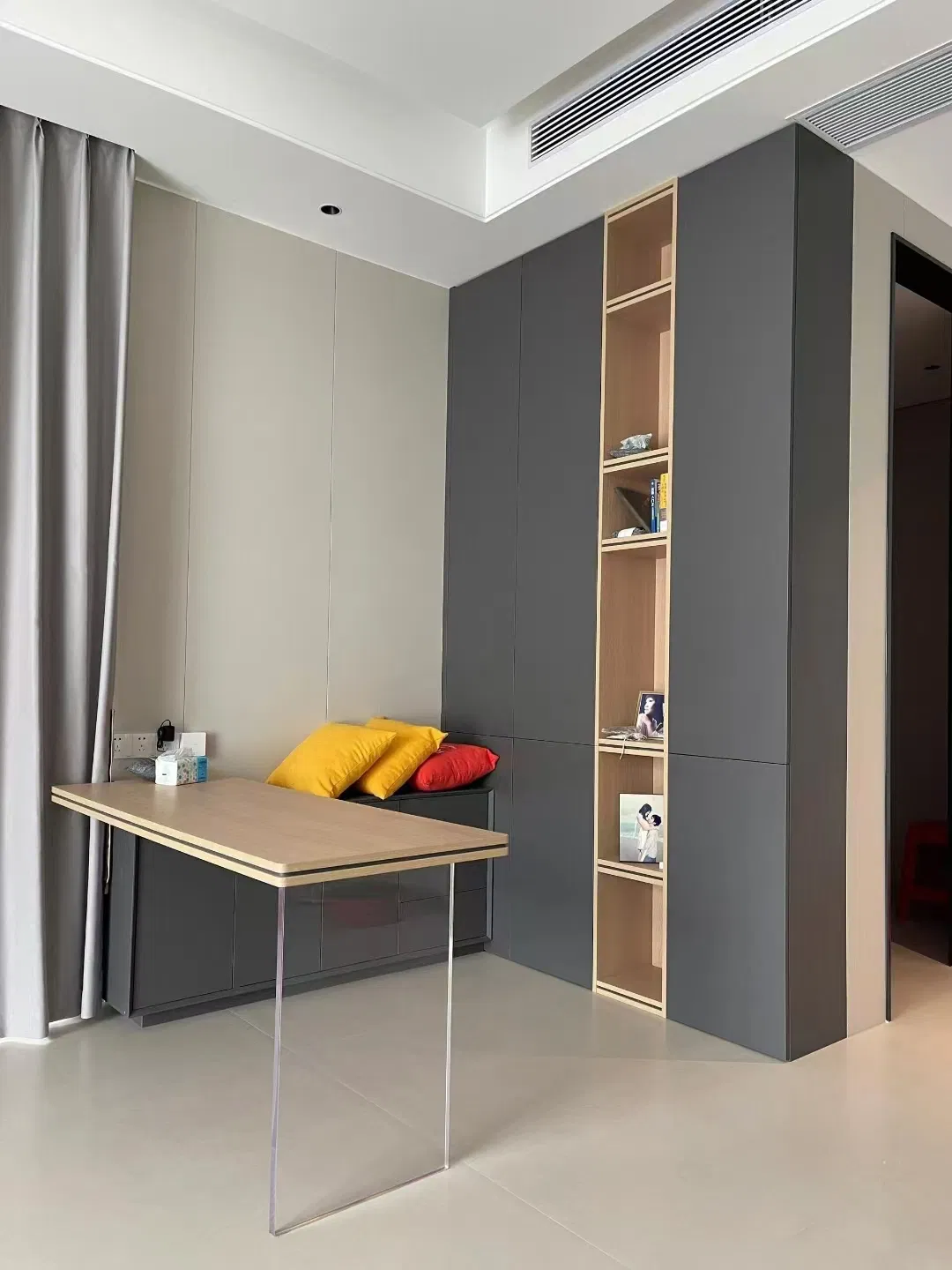 Bedroom Multispace Storage Modern Cabinet 4 Door Wardrobe with Mirror Hinged Door Cheap Wholesale Furniture