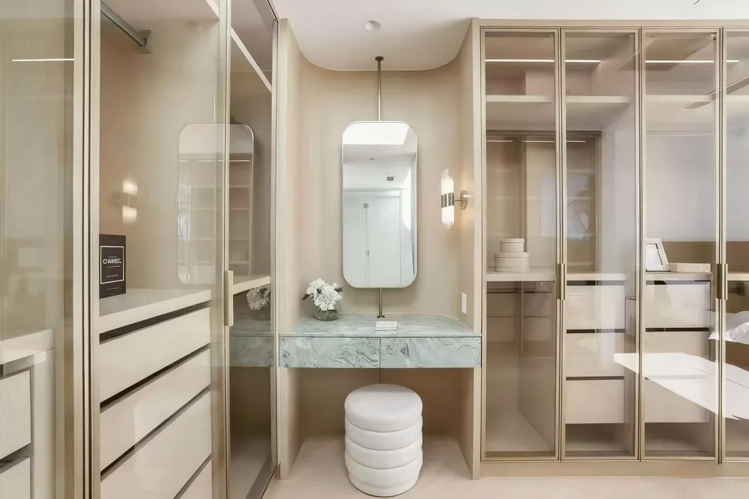 Kitchen Cabinet Detail 3