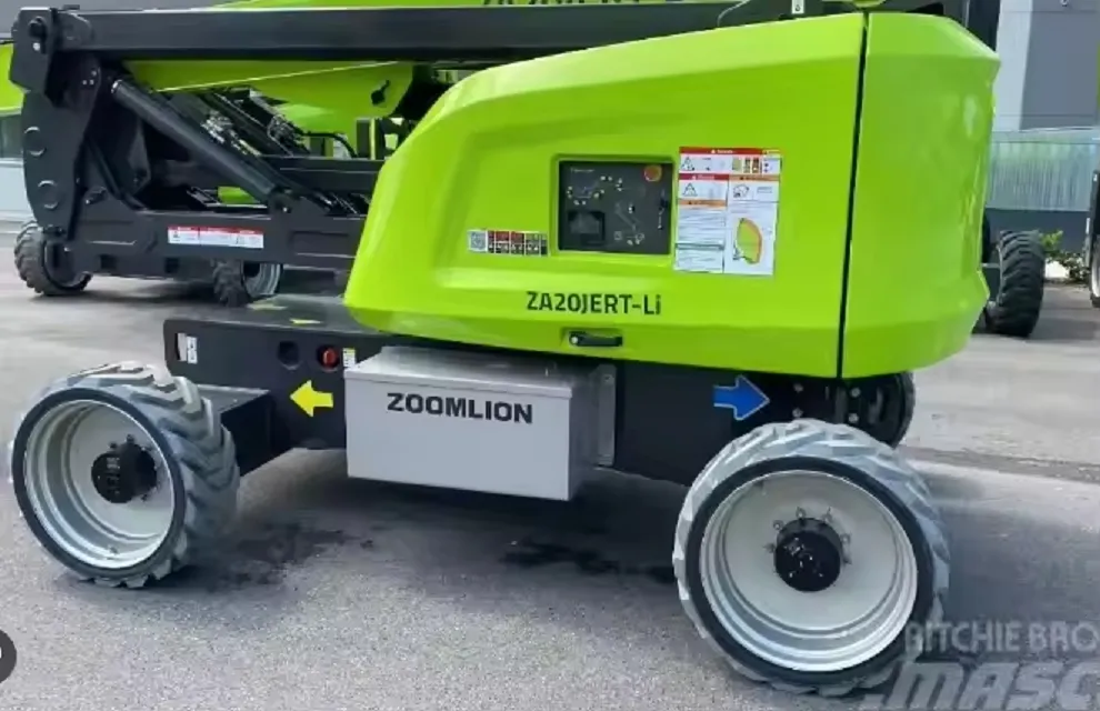 Articulating Boom Lift 1