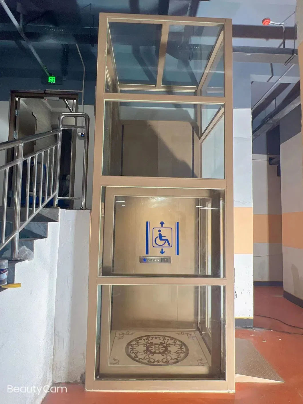 Vertical Platform Lift Detail