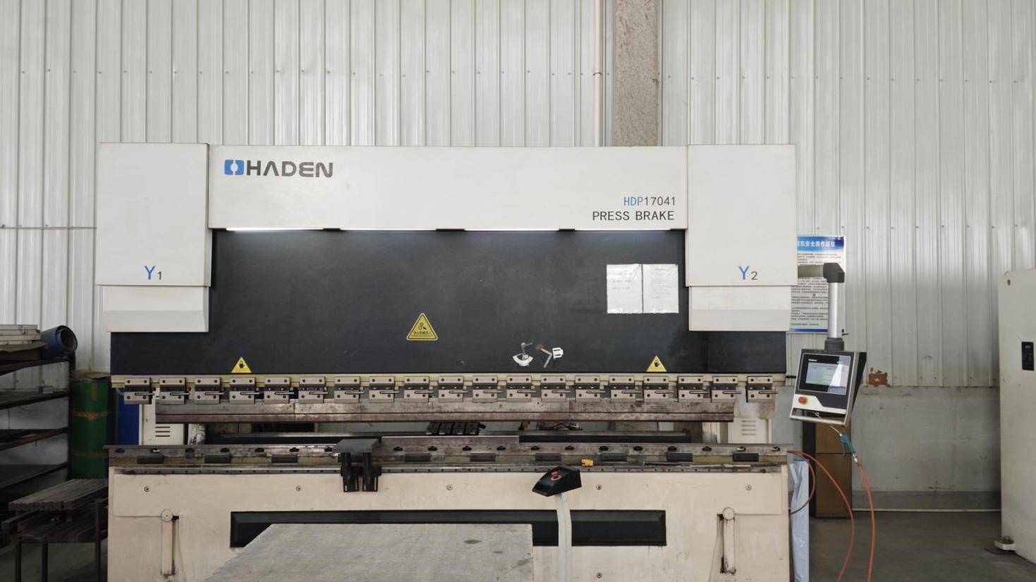 CNC machining process for elevator components at Samar Lift