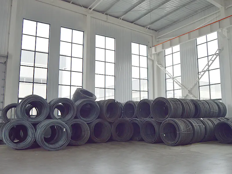 Embedded plates and special-shaped fastener parts