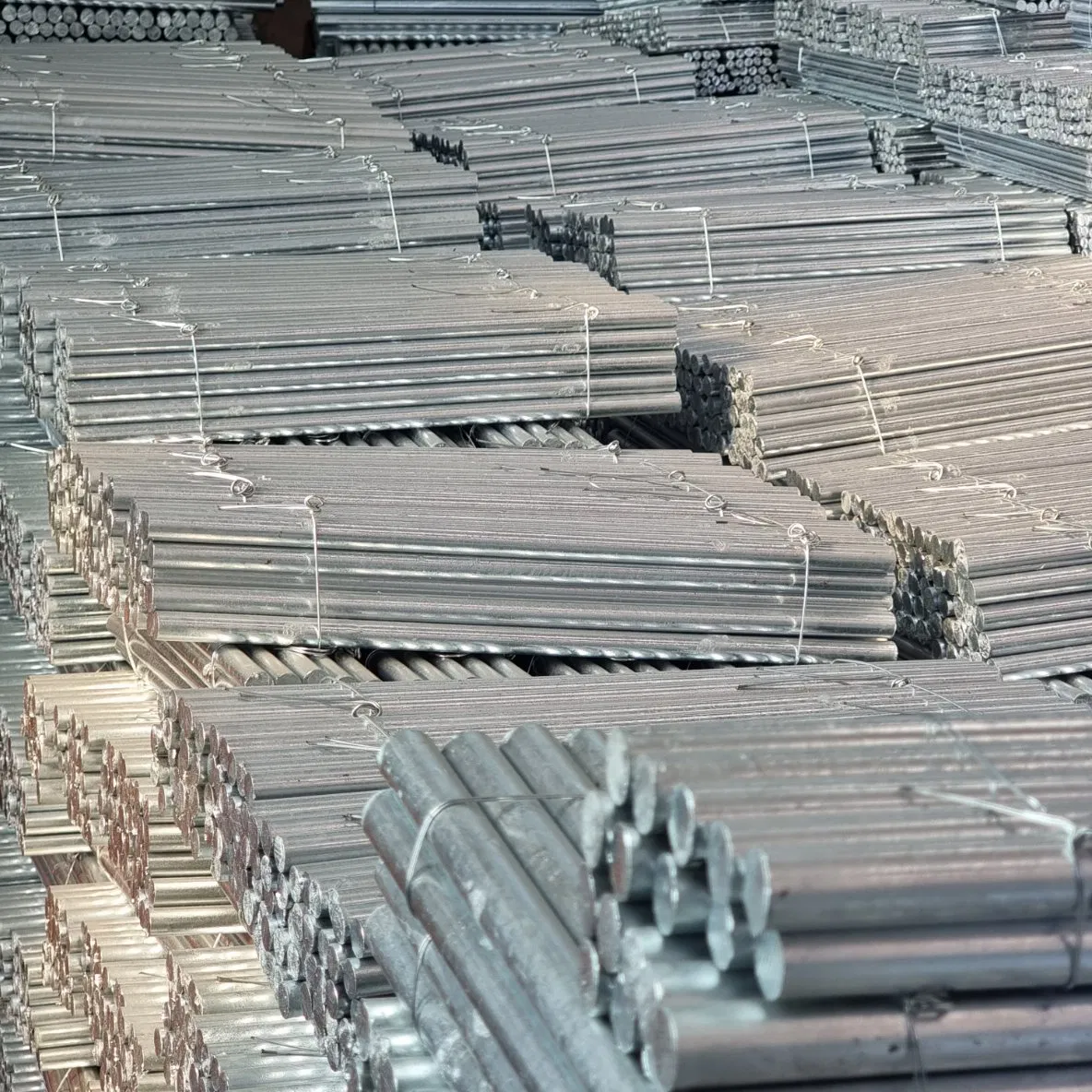 AISI ASTM A240/A479/304/321/316/201/304L/316L/309S/310/409/410/ Round Square Flat Hot Cold Rolled Ss Stainless Steel Bright Solid Bar