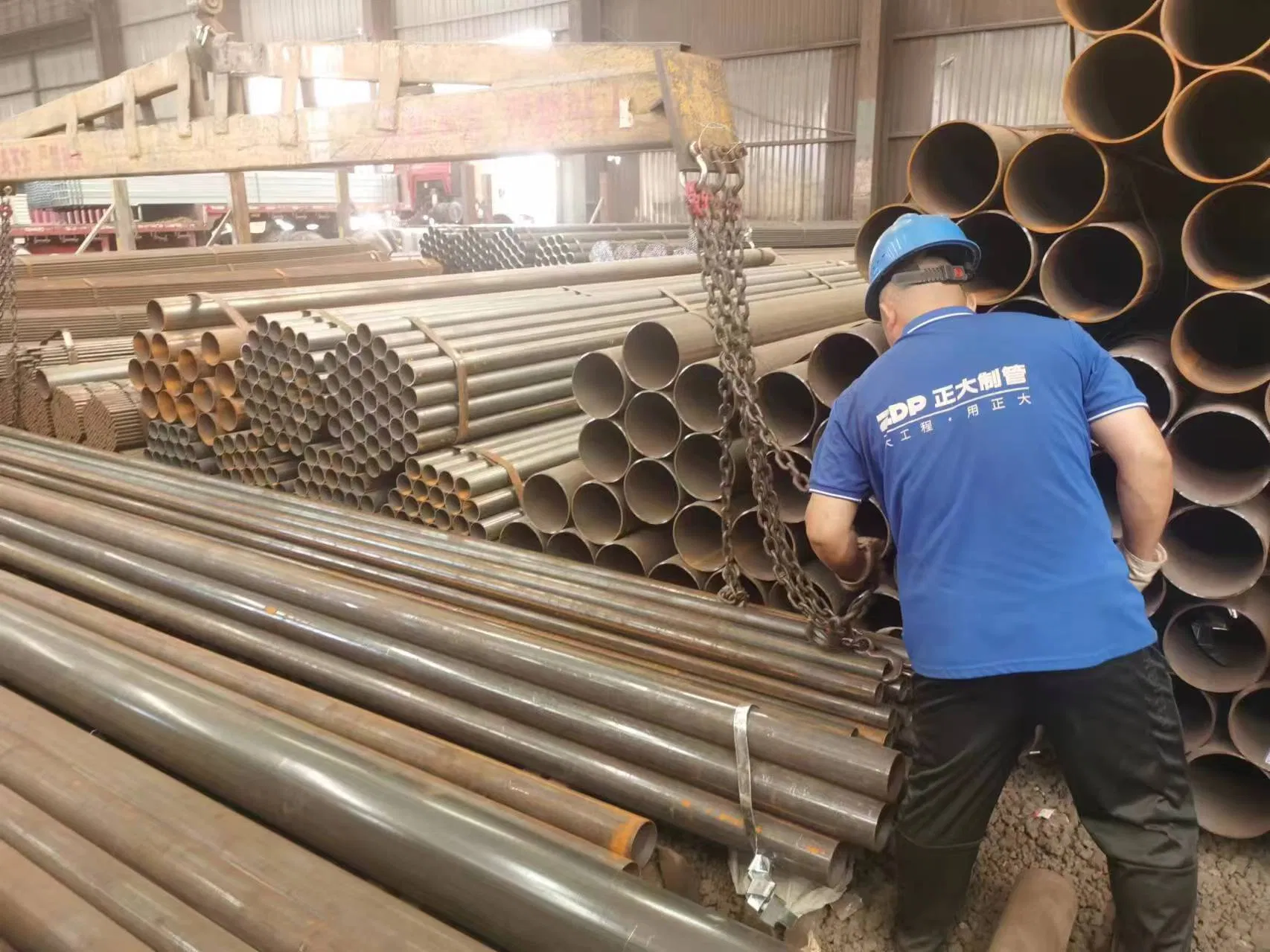 Factory Wholesale High Compatibility Welded Round Tube Seamless Steel Tube for Oil and Gas Fluid Piping
