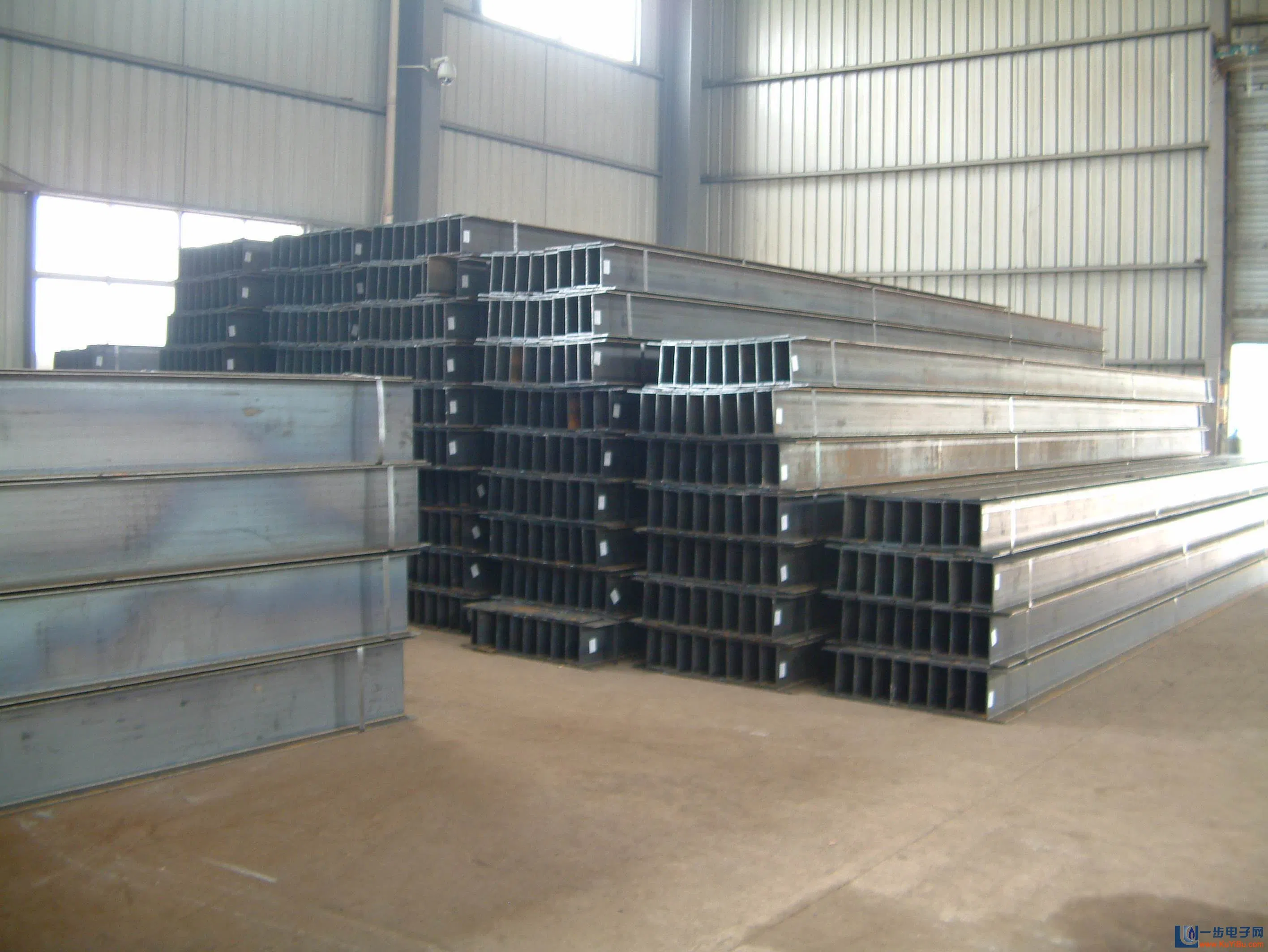 Hot Rolled Iron Carbon Structural Mild Steel I Beam I-Beam