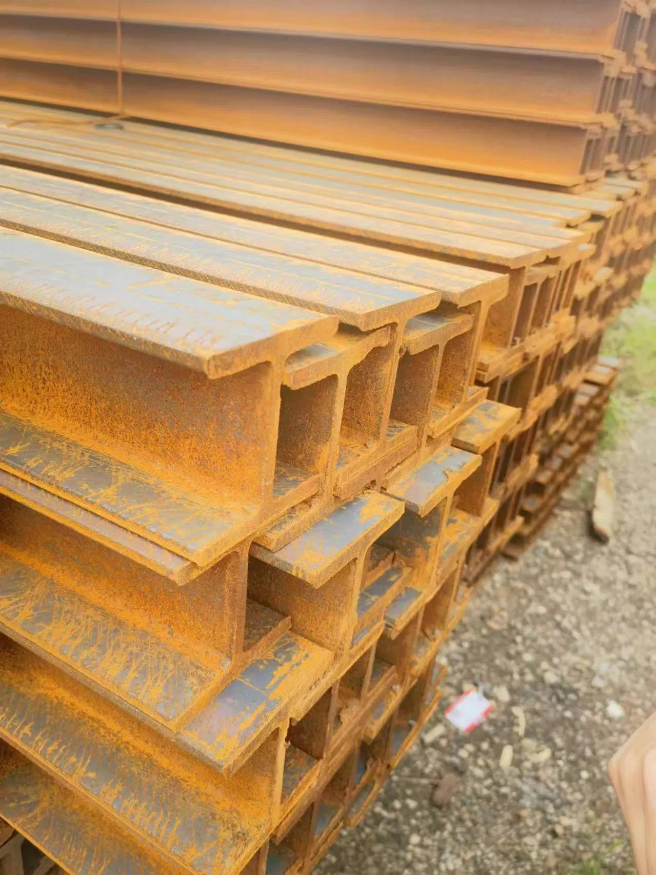 ASTM Q235 Q355 Ss400 A36 A572 Carbon Steel H Beam I Beam C Channel