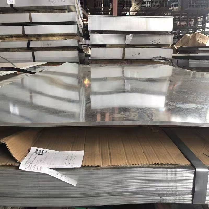 SGCC Z 30-Z 80 Galvanized Steel Sheets for Versatile Roofing Solutions