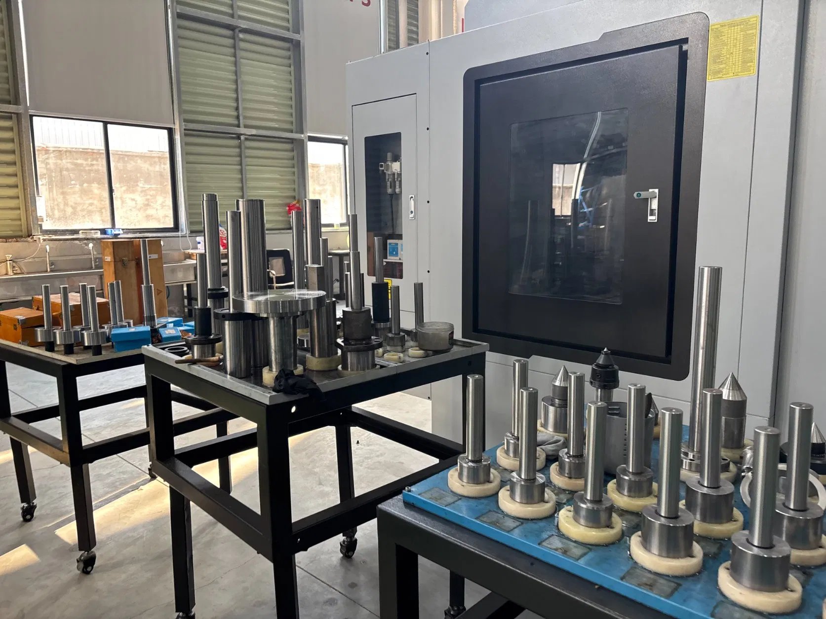 Low-Maintenance Vmc with Long Service Life