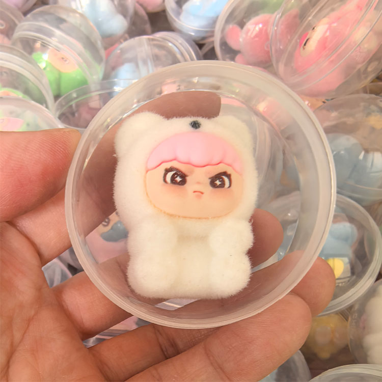 Promoção Transparente 5cm Mistura Diferente Figura Ecológica Pequeno Brinquedo Mini Surpresa Cápsulas a Granel Presente para Crianças à Venda