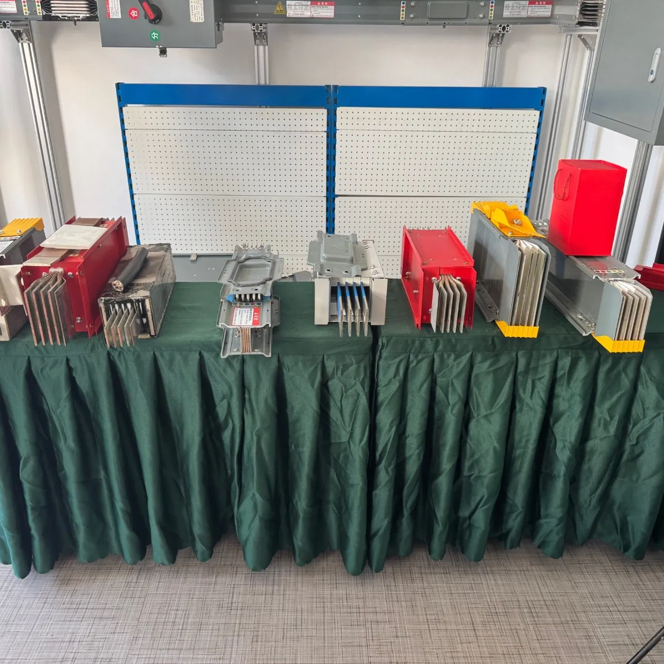 High-Quality Aluminium Busway System with Fire Prevention IP66