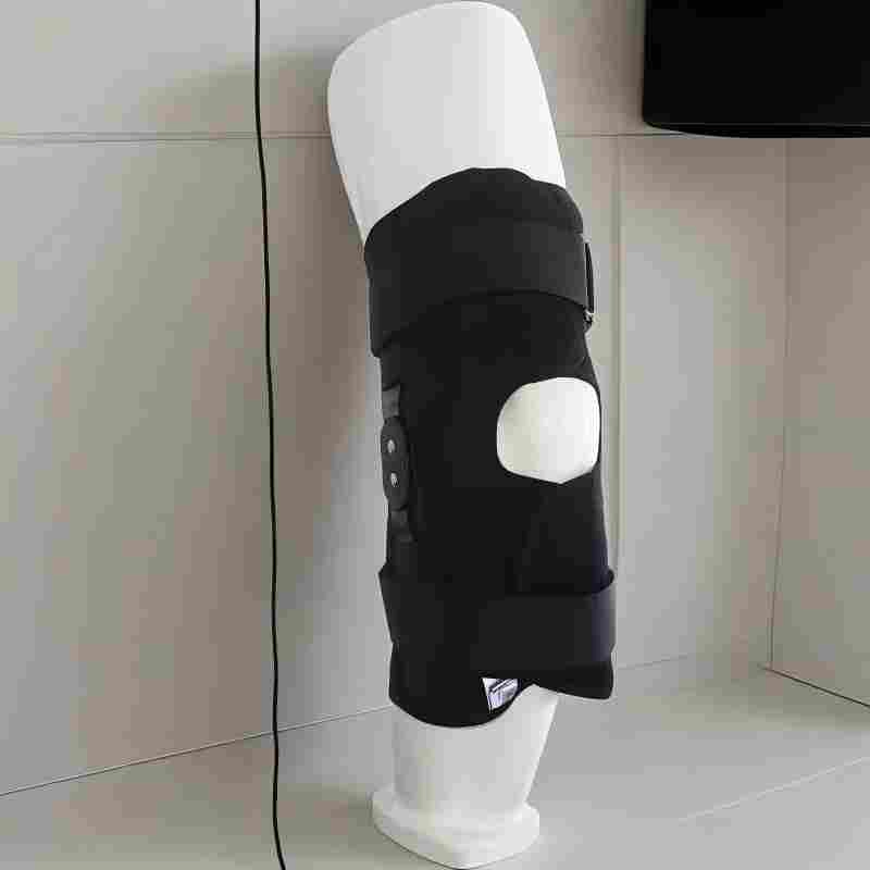 Hinged Steel Polyester Knee Support for Enhanced Stability Knee Brace