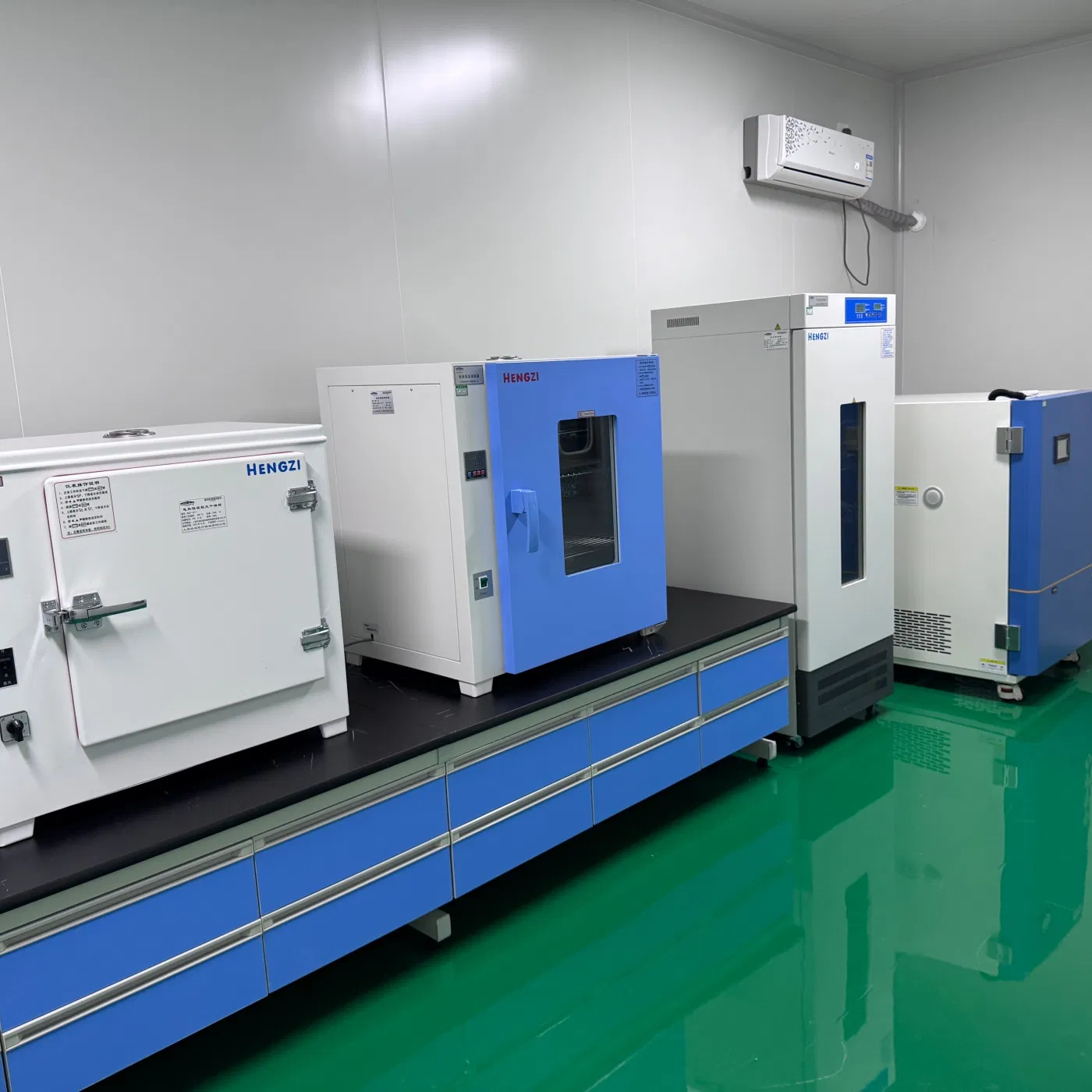 Comfortable High Moisture Absorption Medical Elastic Crepe Bandage for Post-Operative Bandaging