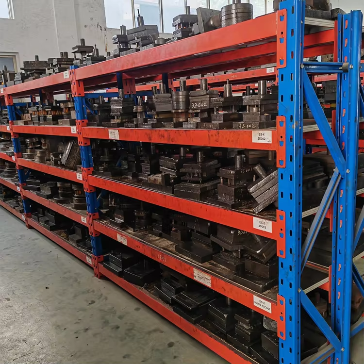 High Quality Industrial Storage Rack Long Span Heavy Duty Stainless Steel Selective Beam Type Corrosion Protection Storage Racks