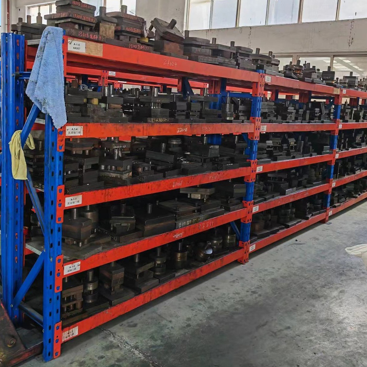 Heavy Duty Steel Warehouse Rack Industrial Pallet Storage Shelf Warehouse Metal Racking System Heavy Duty Boltless Shelving