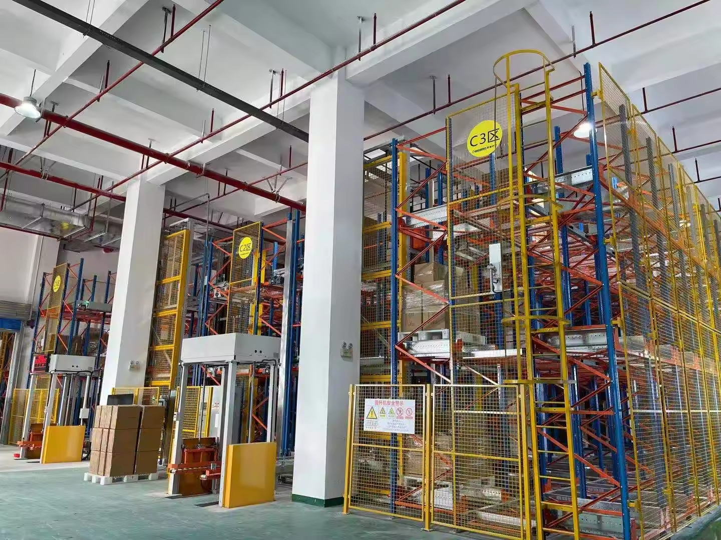 Shuttle Rack System / Pallet Runner High Density Industrial Warehouse Storage Pallet Rack Shuttle Racking