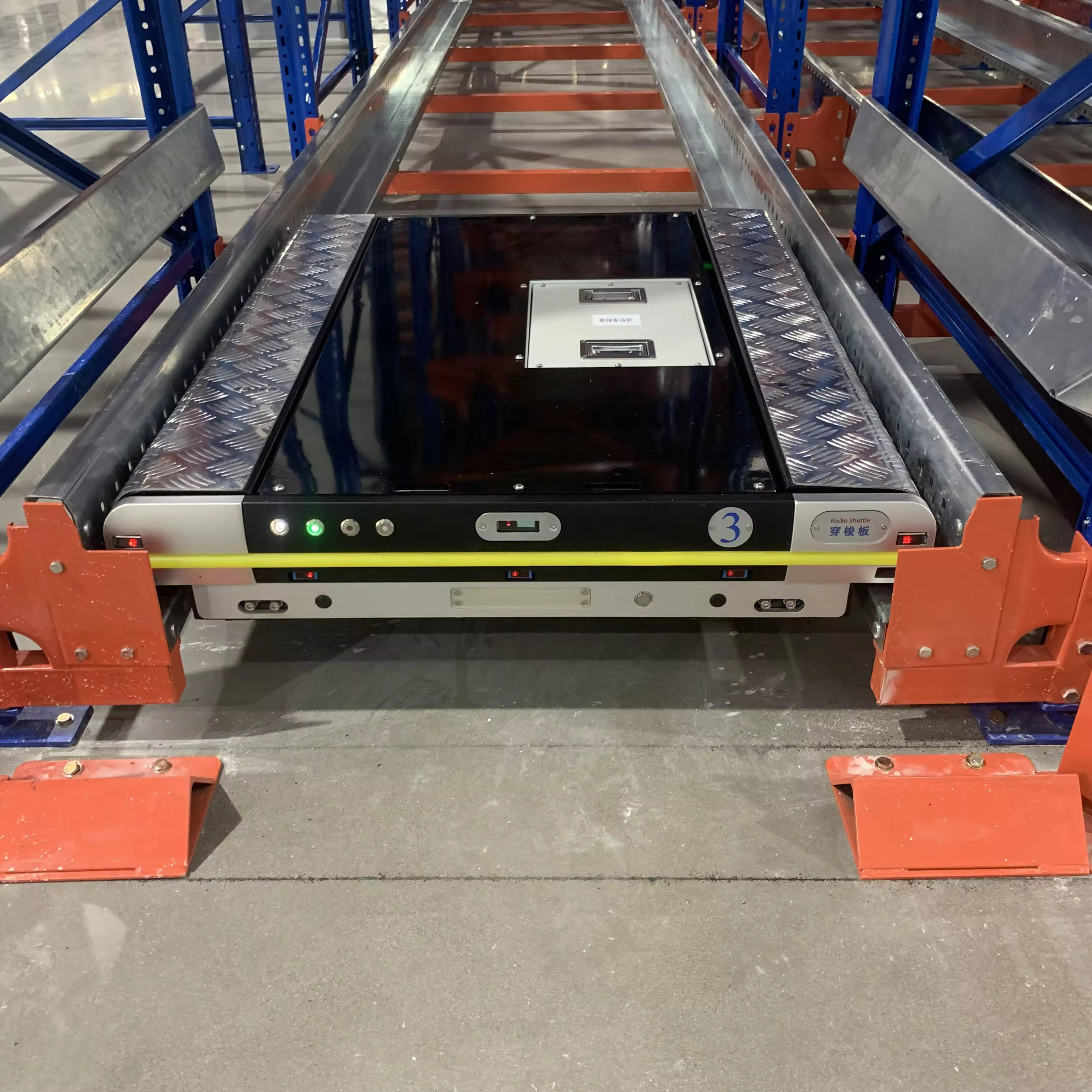 Automated Intelligent Storage Rack High-Density Two-Way Radio Shuttle Rack for Pallet Cargo Intensive Warehouse Storage