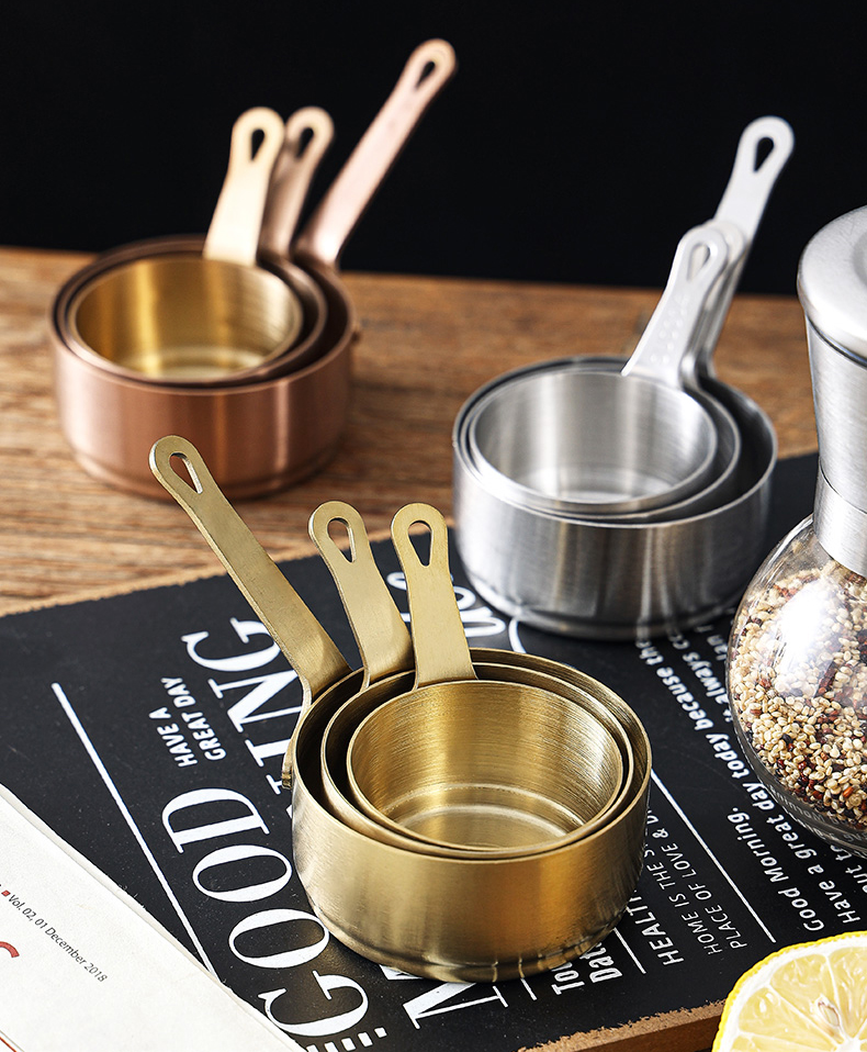 Kitchenware Display