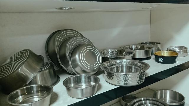 Automated polishing line for stainless steel cookware surface finishing at Sarap Kitchen