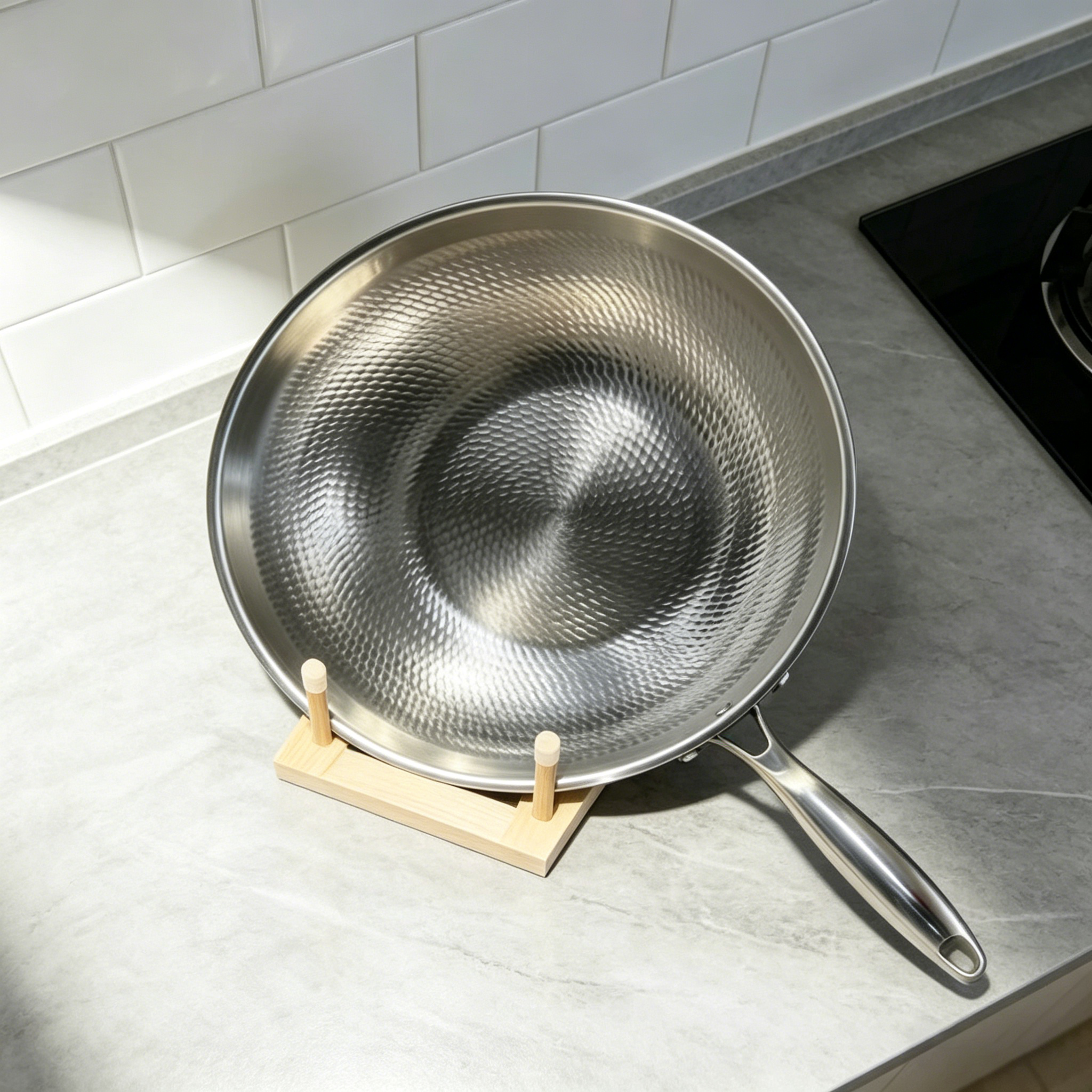 FLEY 304 Stainless Steel Hammered Wok Triple Layer Steel Non Stick Induction Cookware For Steak Frying And Stir Cooking