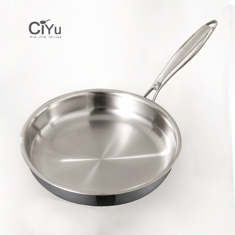 Five-layer 20-30 Cm Uncoated Thickened Food Grade Skillets Nonstick Household Fry Pans 304 Stainless Steel Non Stick Frying Pan