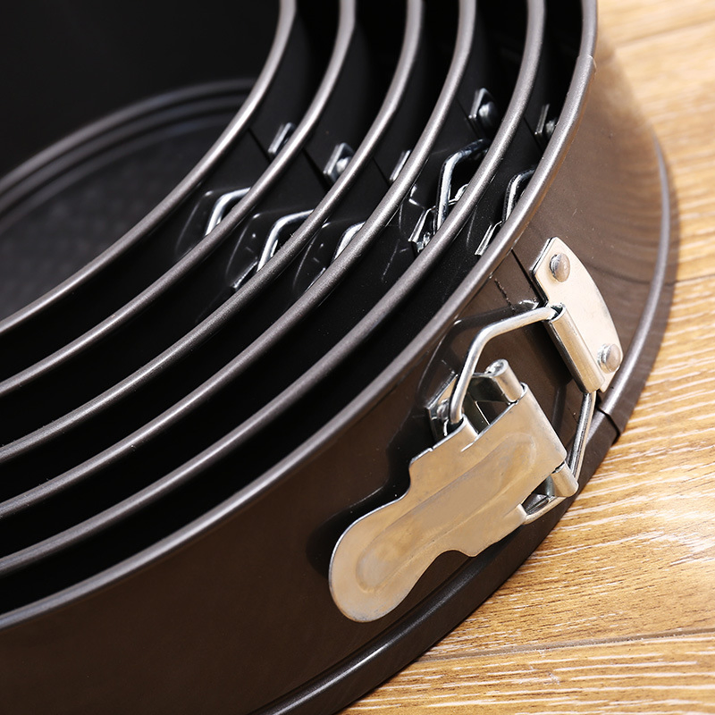 High Quality Round Shape Multiple Size Carbon Steel Cookie Pizza Baking Pan Bakeware Springform Pan