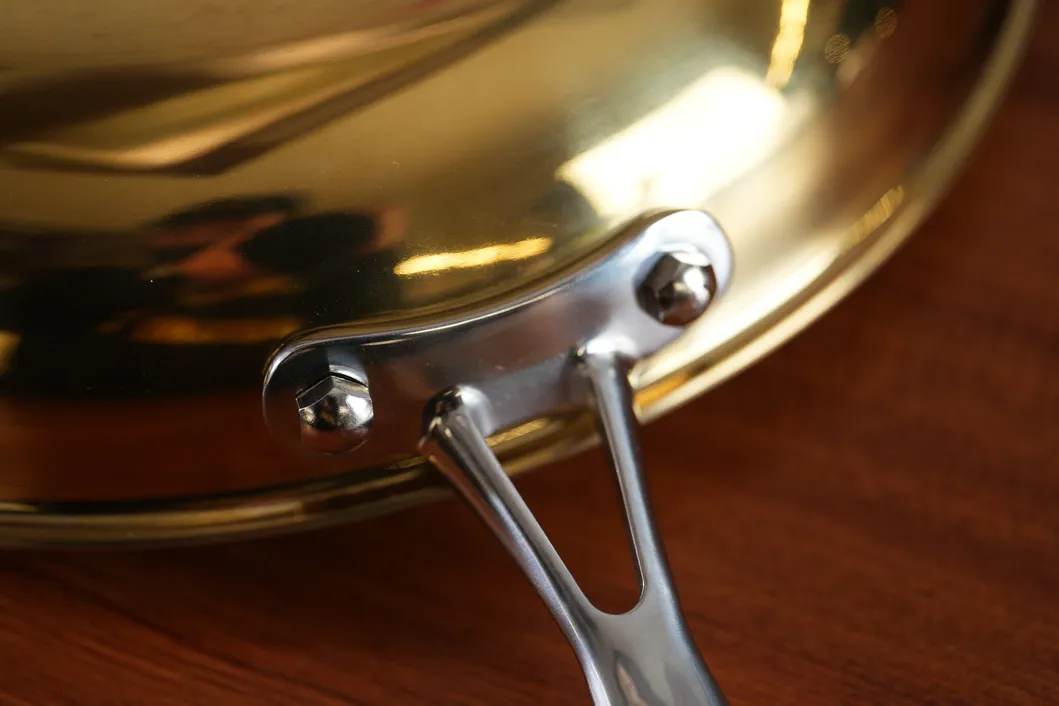 Frying pan view 4