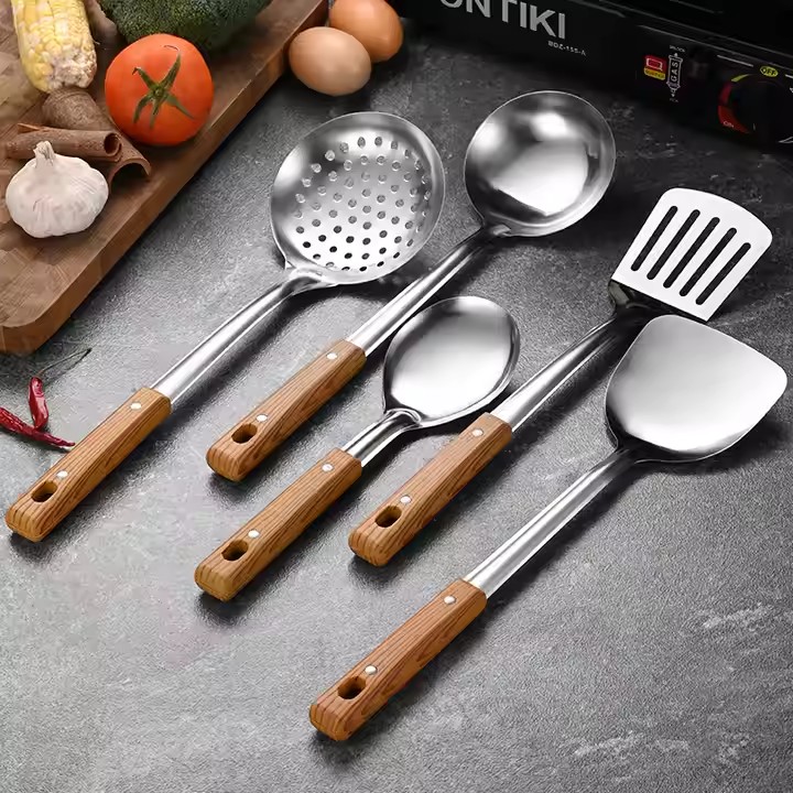 YS 5-Piece Stainless Steel Kitchen Cookware Set with Wok and PP Handle Ladle-Easy to Clean