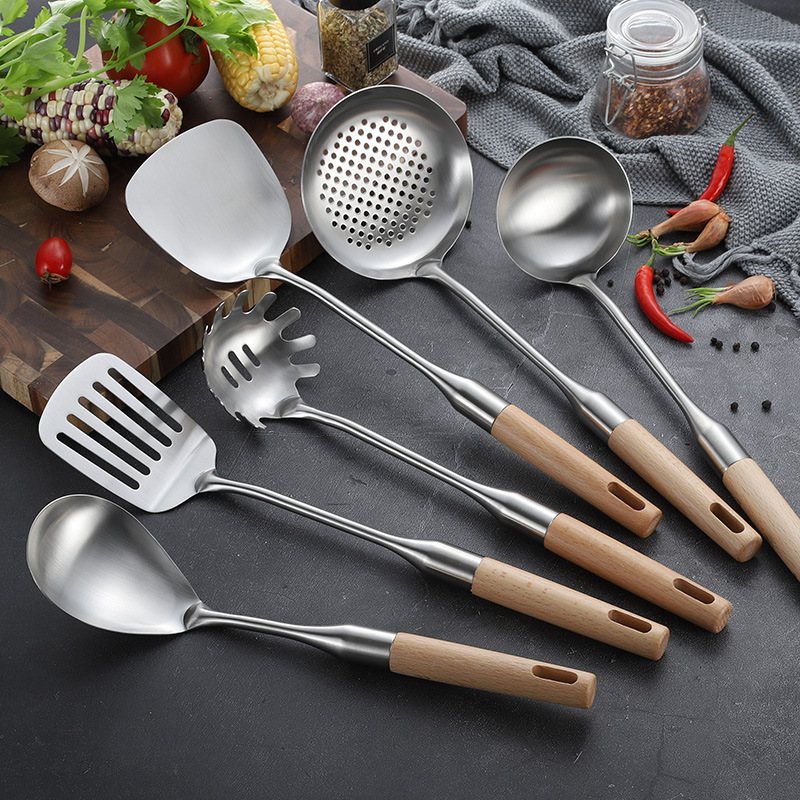 Kitchen Utensil Details 4