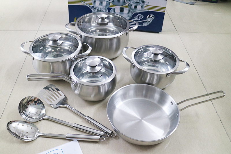 Eco Friendly Belly Shape Induction Pot Nonstick Fry Pan Kitchen Utensils 12 Pieces Stainless Steel Cookware Set