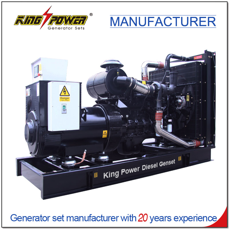 محرك نوع تبريد الماء 560kw 700kVA مجموعة مولدات الديزل