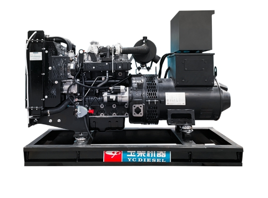 مولد يوتشاي منخفض الانبعاثات 130kw/163kVA مزود الطاقة لموقع البناء نوع مفتوح مؤقت مجموعة مولدات الديزل