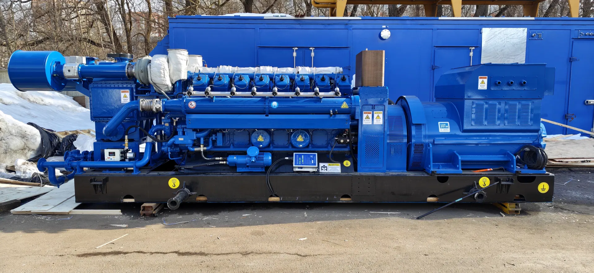 مولد غاز طبيعي قوي 1500kw وحدة مثبتة على قاعدة غير محمولة