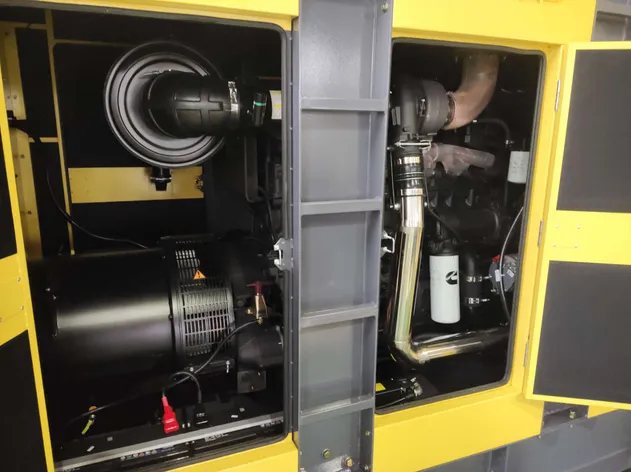 مجموعة مولدات ديزل كاتمة للصوت 380kw