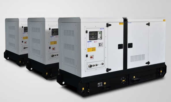 مجموعة مولدات مخصصة حسب الطلب مزودة بمحركات 300kw من كامينز ومولدات ليروي سومر متوافقة مع الغاز الطبيعي المسال والغاز الطبيعي المضغوط وغاز البترول المسال والوقود المزدوج والغاز الطبيعي والبيوجاز