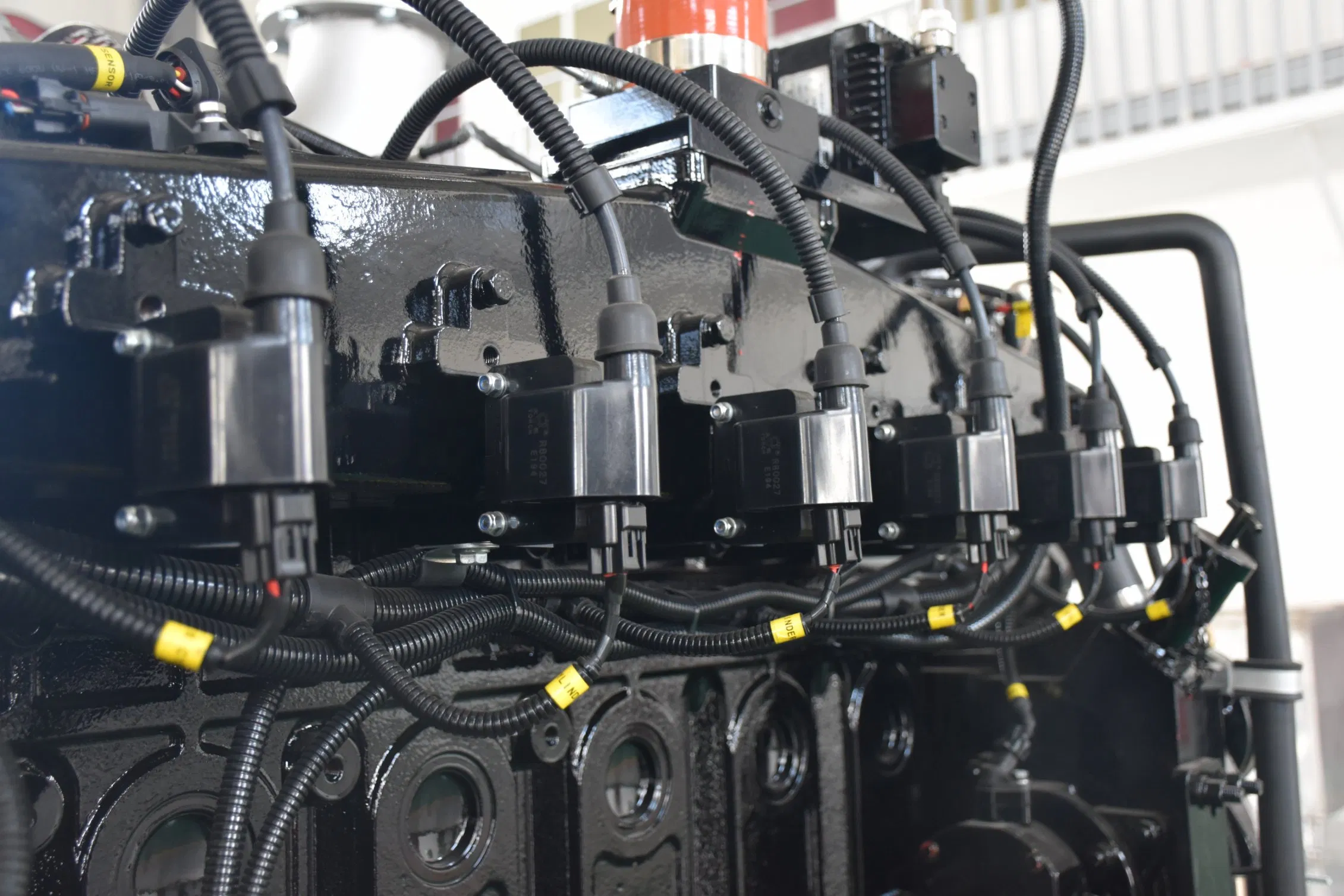 كفاءة عالية 50Hz 1500rpm تيار متردد 3 مرحلة غاز طبيعي غاز طبيعي مضغوط غاز البترول المسال يوتو طاقة محرك غاز مكبس محطة طاقة غاز طبيعي ومجموعة مولدات الغاز الحيوي للطاقة المستدامة
