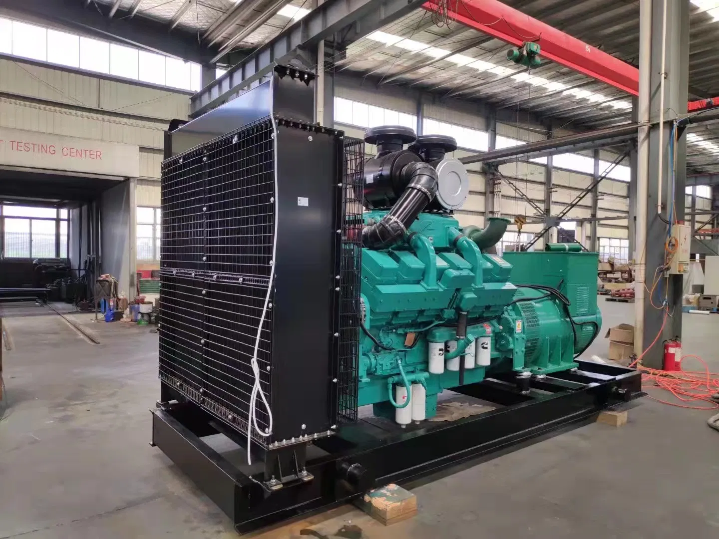 180kVA مجموعة مولدات ديزل كامينز الصامتة بأقل سعر