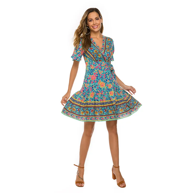 Vestido largo casual de tunica con escote en V, estampado floral bohemio, con alta abertura, ideal para fiestas en la playa